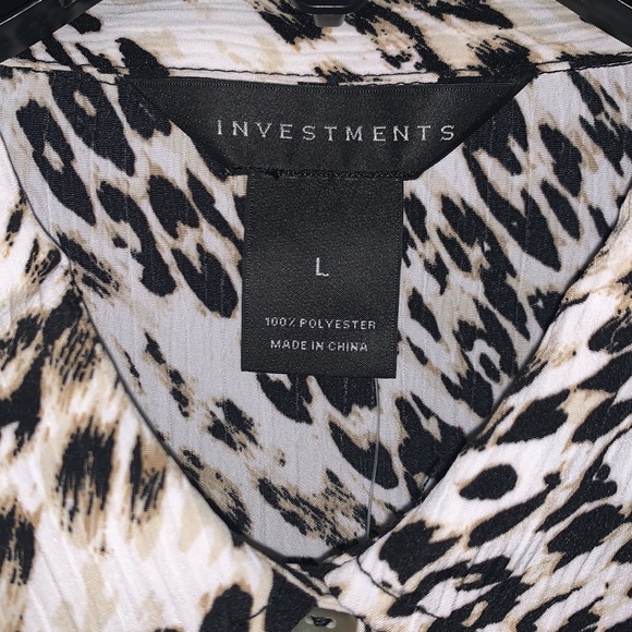 Animal Print Top Size Large - Picture 2 of 2